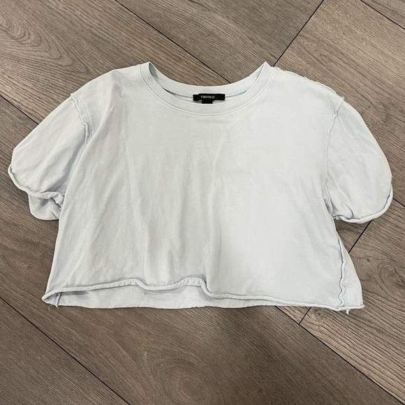 f21 cropped tee - Picture 1 of 3